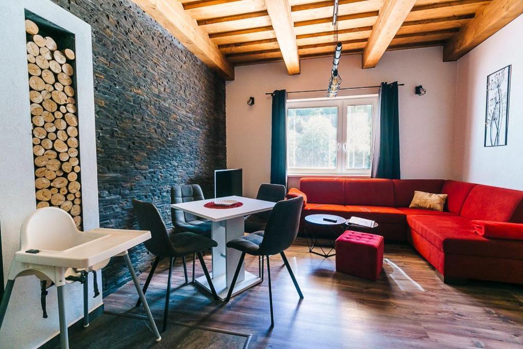 Apartmany Pri Jaskyni - Bystrá Buitenkant foto
